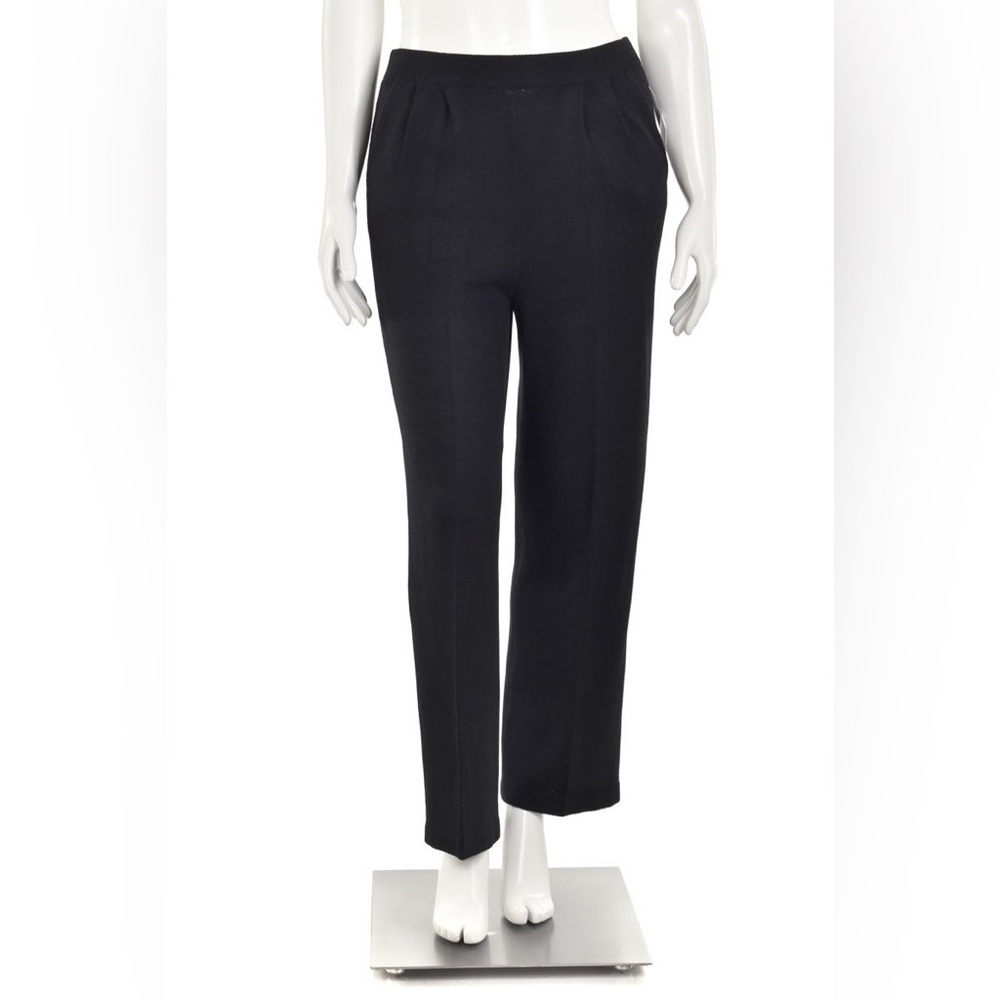 ST. JOHN BASICS Pleated Knit Santana Pant in Black